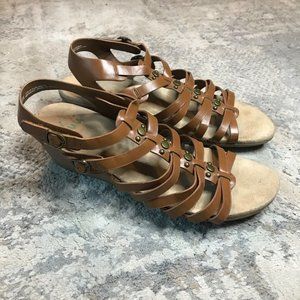 Yuu Women's Sz 10 Berica Gladiator Vegan Leather Wedge Strap Brown Sandals